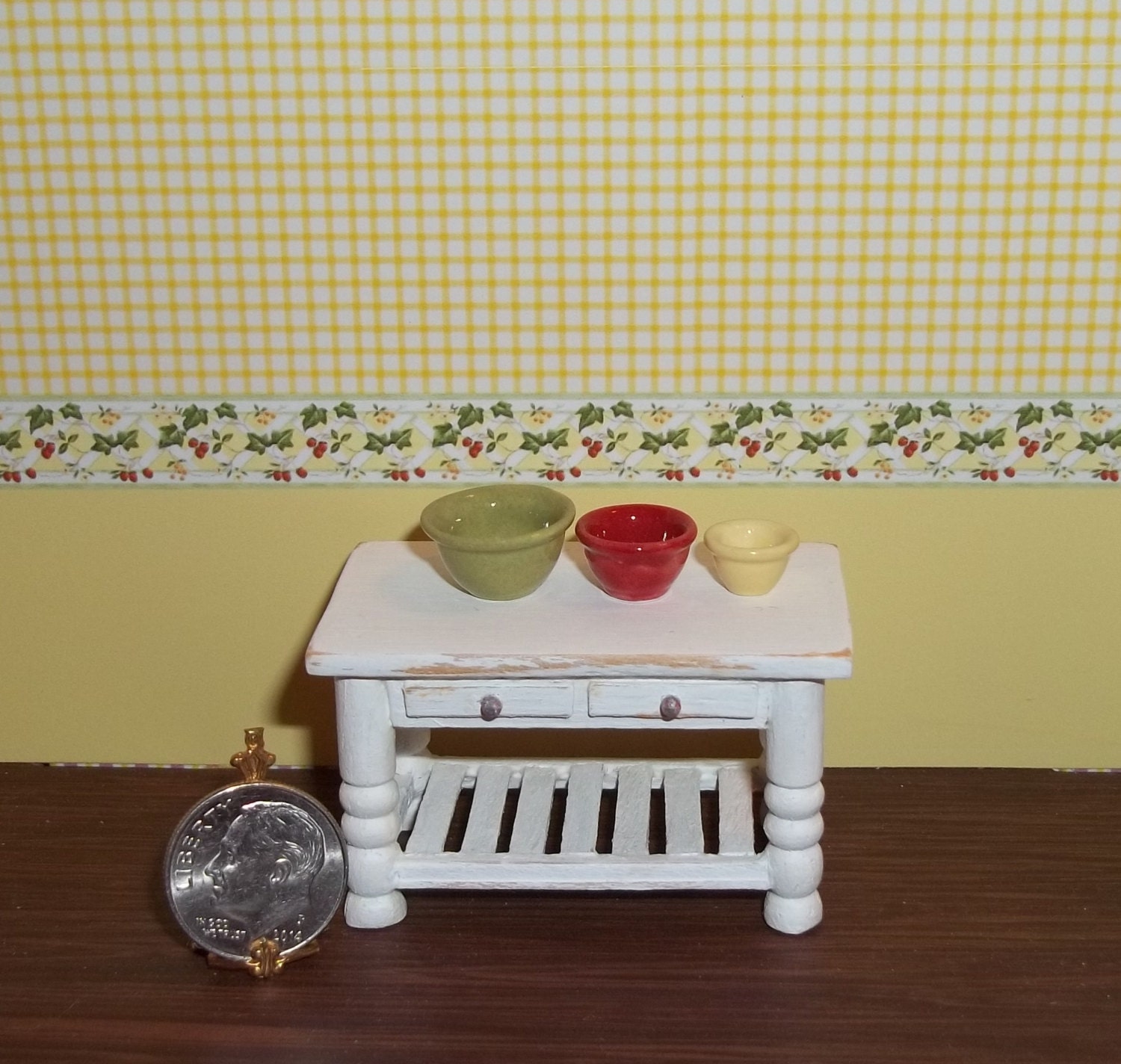 Dollhouse 124 Scale Half Scale Set of 3 Ceramic Nesting