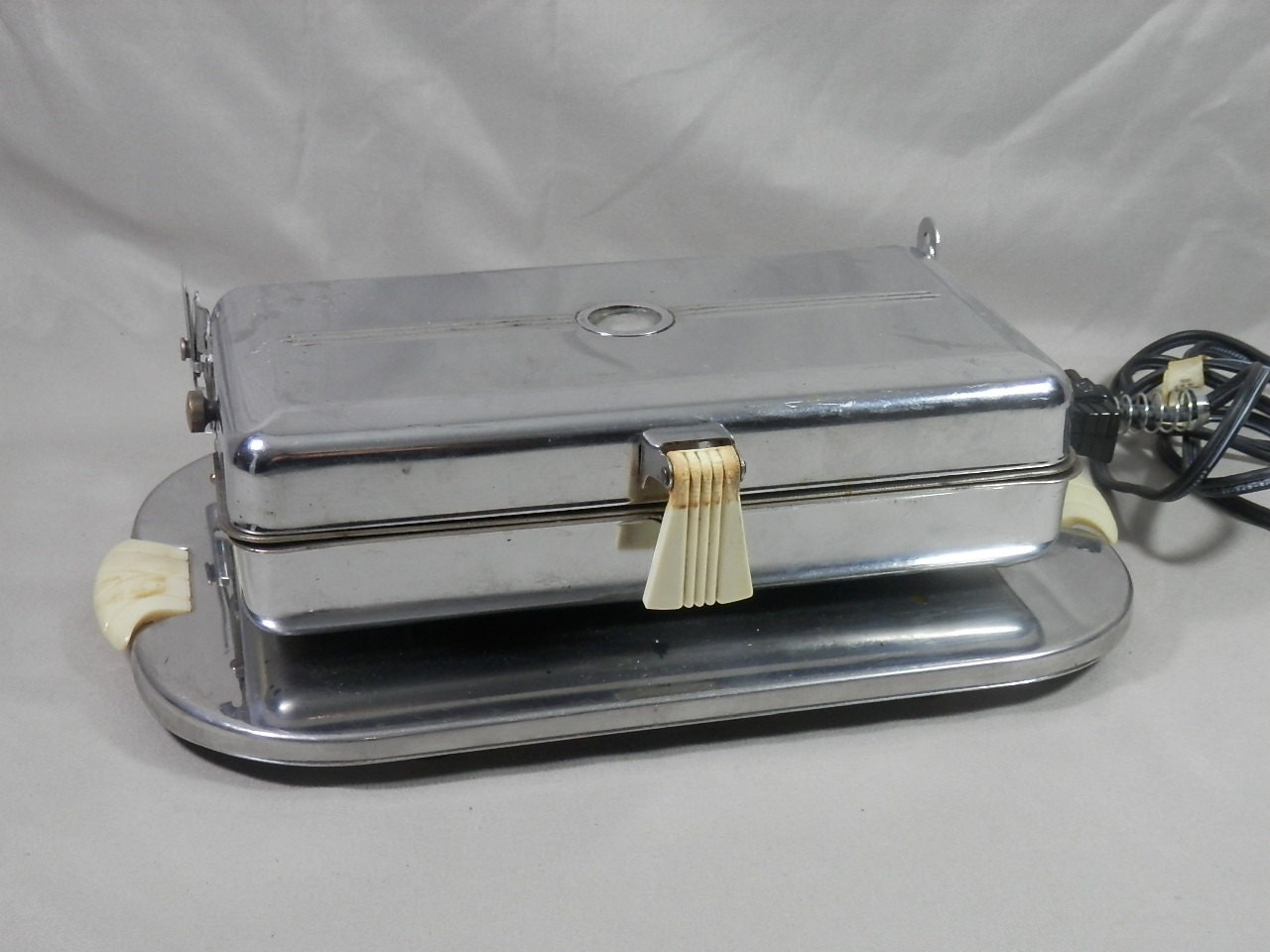 Vintage Sandwich Maker Electric Griddle by CaymanHillDesigns