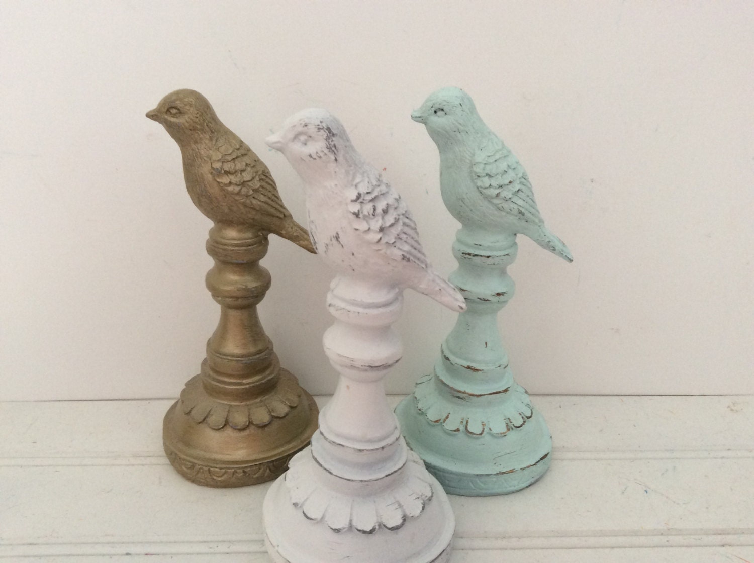 Small Shabby Cottage Chic Birds Pedestal Finials Set Of 3