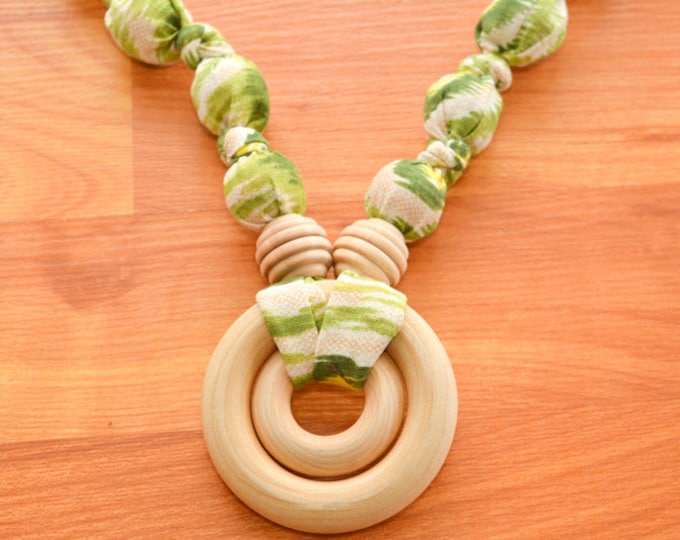 Nursing Necklace, Teething Necklace, Breastfeeding Necklace, Babywearing Necklace, Baby Shower Gift - Double Ring - Green Painted Circles