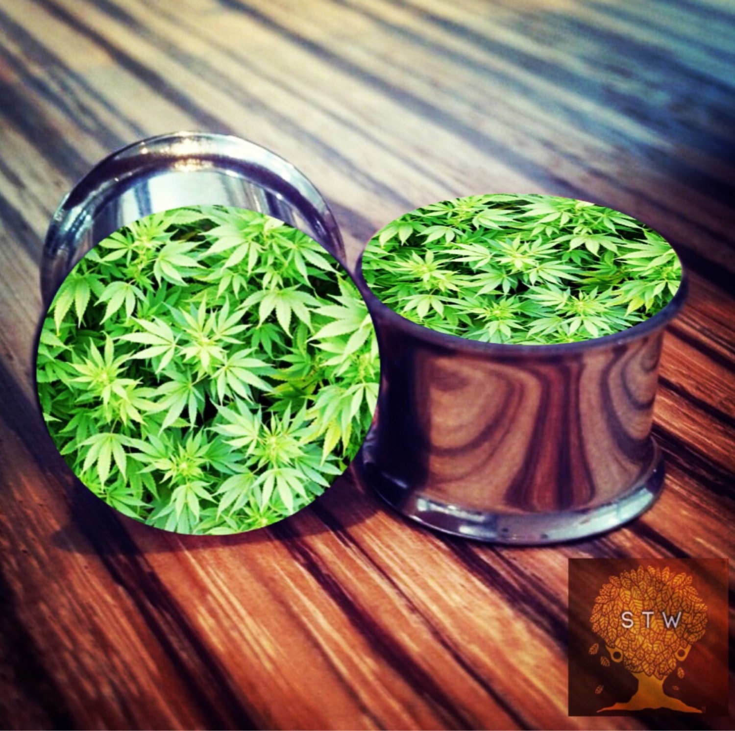 4g-2-weed-leaf-plugs-choose-size