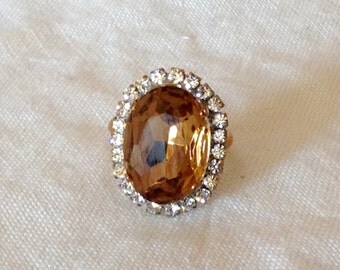 Beautiful Vintage smoked topaz rhinestone ring