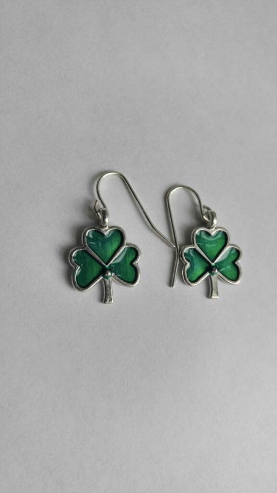 Clover earrings Irish earrings leprechaun by DancingSoulDesign