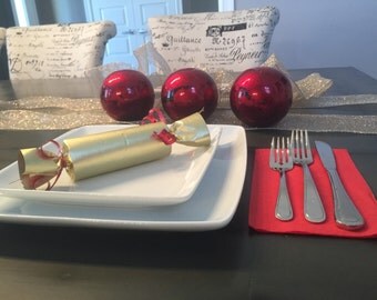 Surprise christmas pregnancy reveal Christmas Cracker Poppers