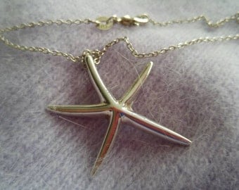 Large Starfish Sterling Silver Necklace in Sterling Silver Chain NBJ346