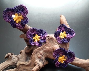 4 pcs of Crochet Purple Flower Appliques, Handmade Purple Crochet Flowers, ND0031