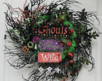 Halloween Decoration – Ghouls Gone Wild - Halloween Wreath – Outdoor Halloween Decoration – Outdoor Fall Wreath - Fall Door Wreaths