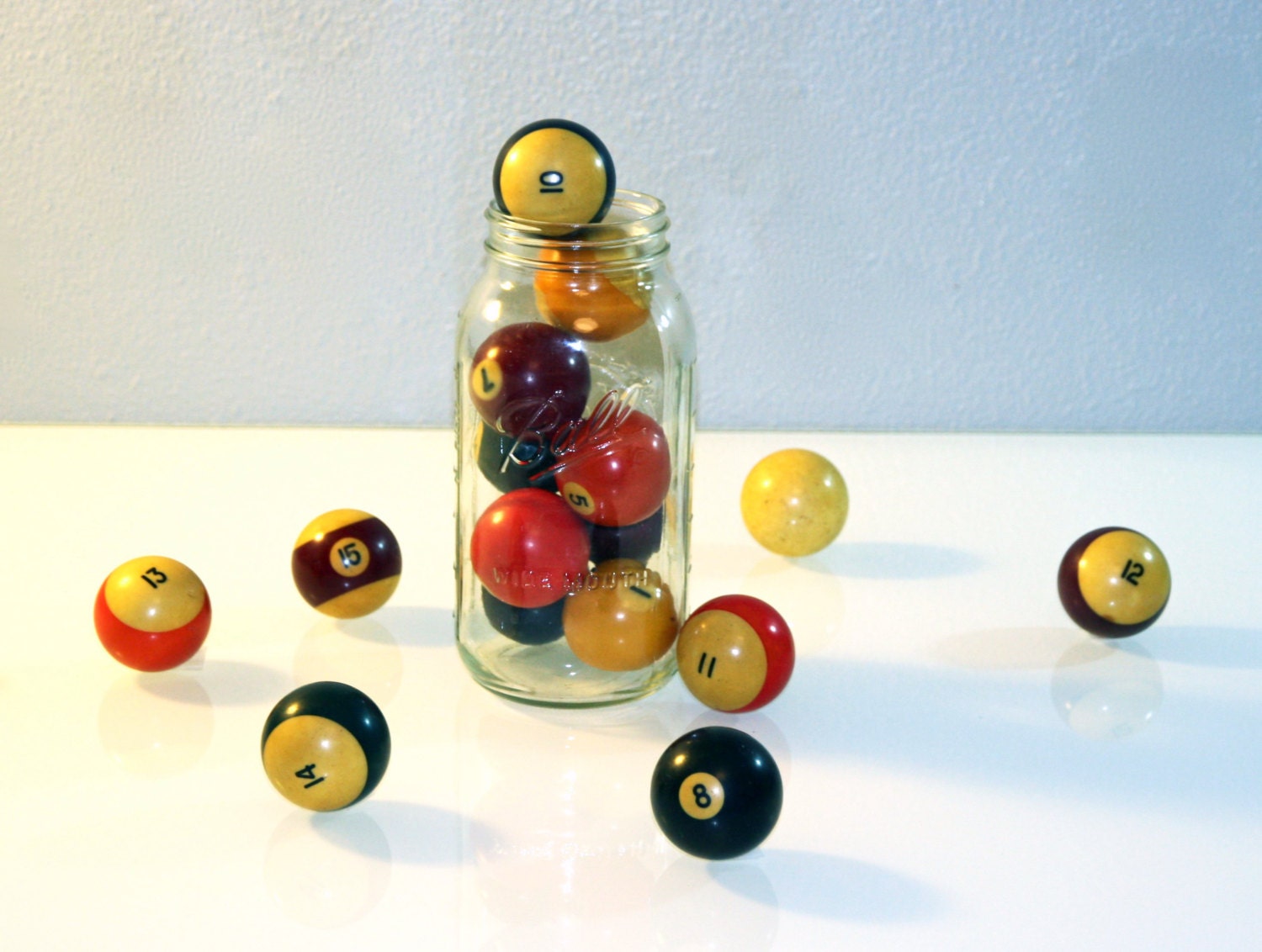 BRUNSWICK CENTURY BILLiARD BALLS Vintage Pool 2.25