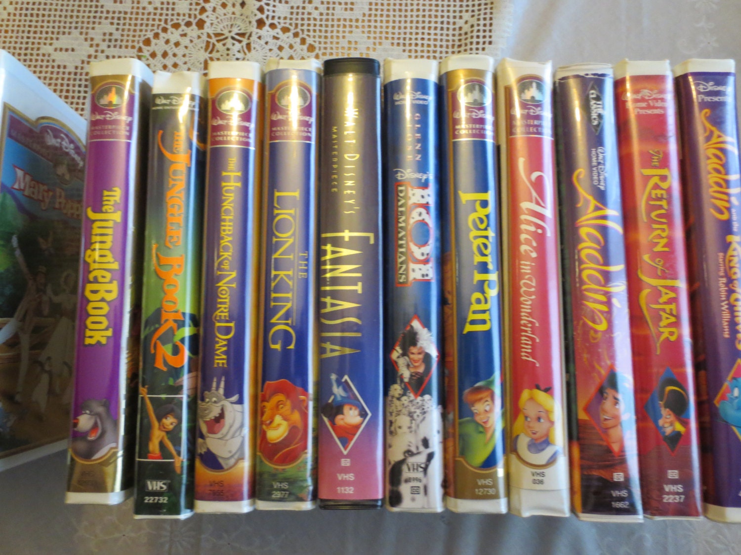 Vintage 70s and 80s VHS Disney Animated Movies Looney Tunes