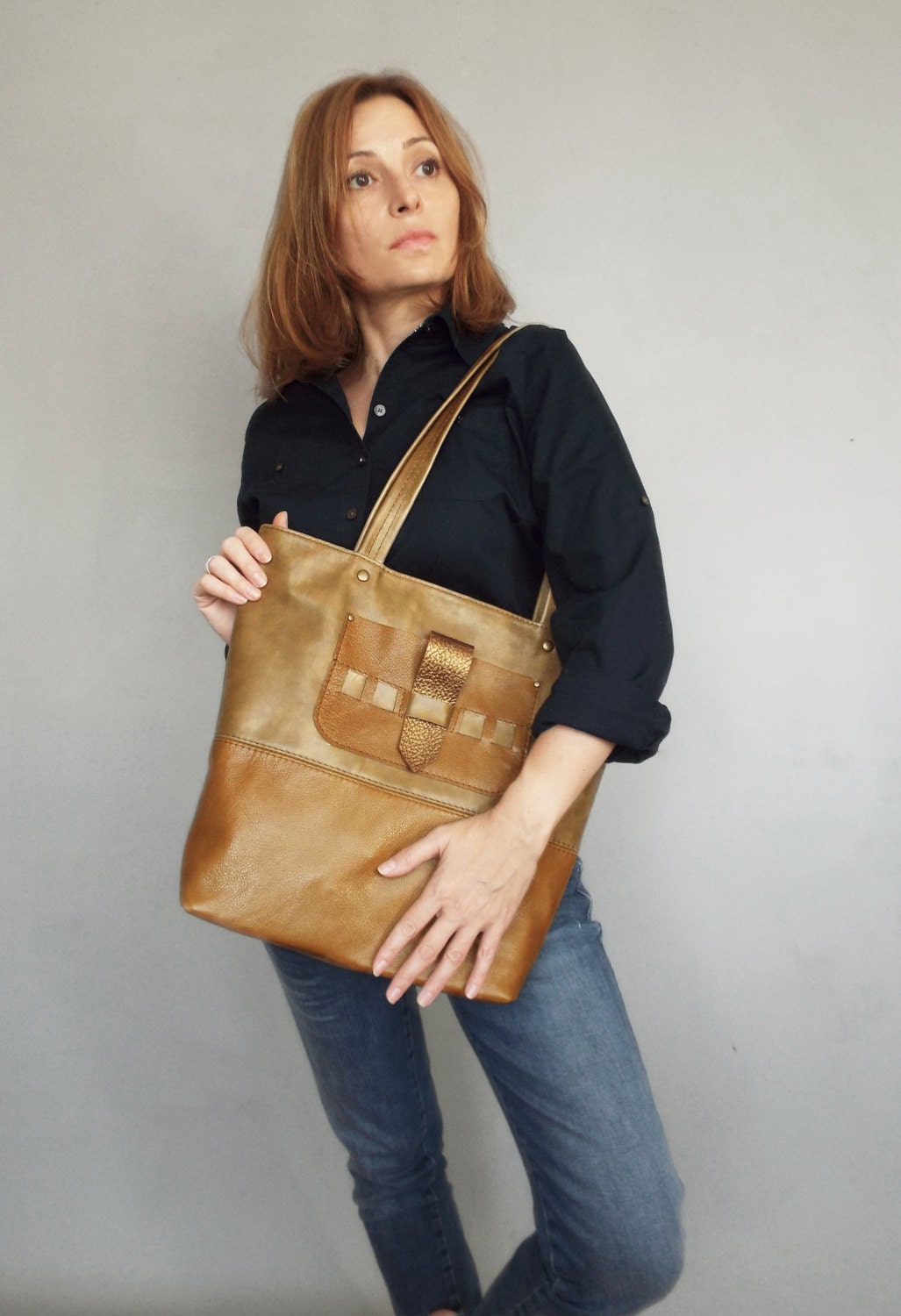 Leather tote bag. Leather shoulder bag. Leather handbag.