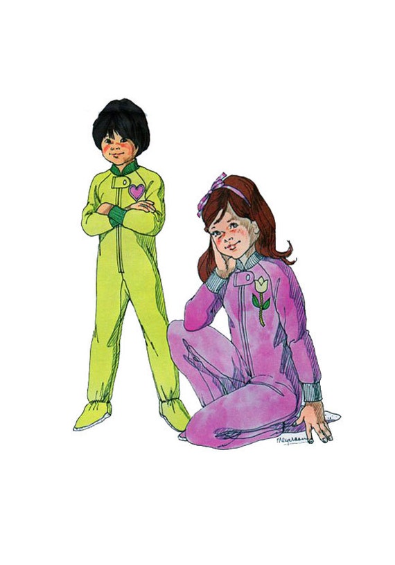 Kwik Sew 855 Footed Pajamas or Sleeper Sewing Pattern: Zip Front, Ribbed Neckband and Cuffs, Raglan Sleeves Size 4-6-8 pajama pattern