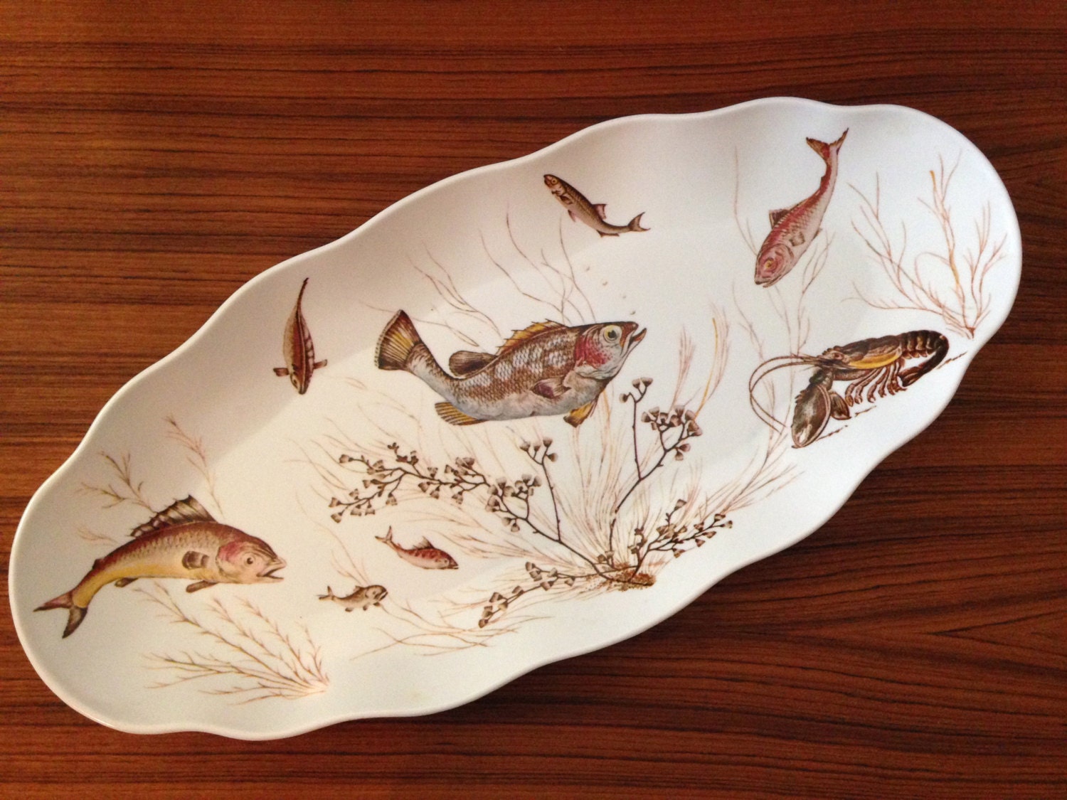 Large unbreakable Melamine decorative fish platter by Waverly Products