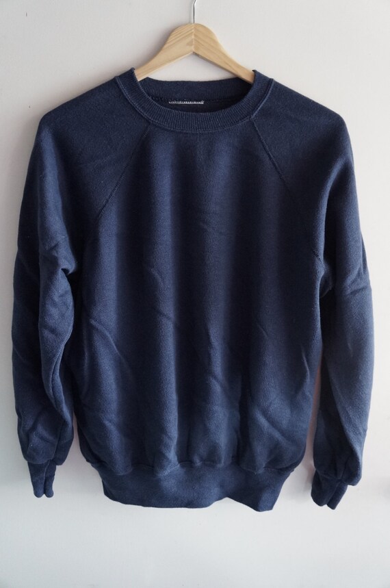 Vintage 1990's Plain Navy Blue Athletic Sweatshirt ITEM