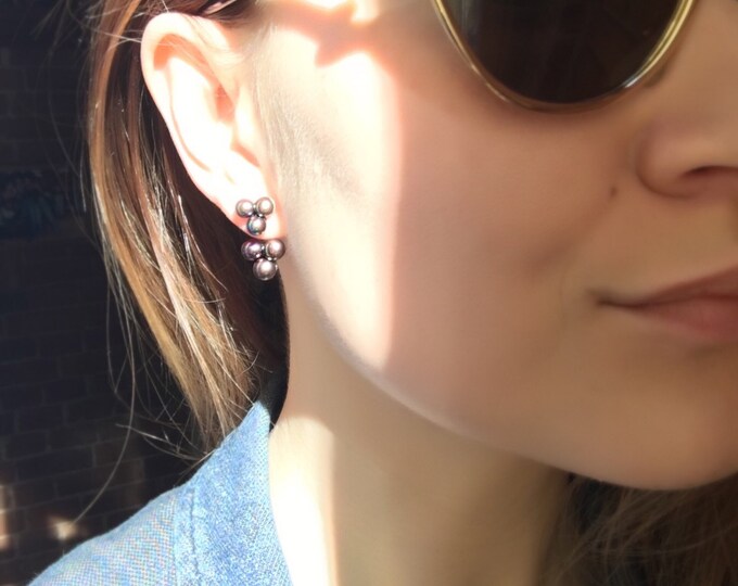White pearl earring - triple pearl earring - white pearl earring - gold earring - silver pearl earring - gift