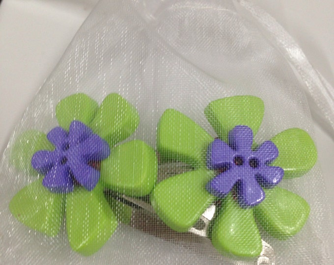 Green and blue flower button children's hair clip, flower hair clip, children's hair accessories, green and blue hair clip, button hair clip