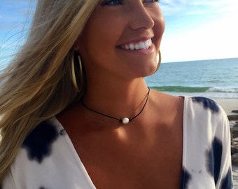 Freshwater Pearl Leather Choker Necklace