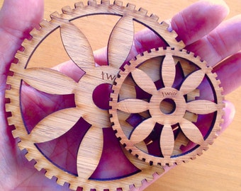 No frills Circle Weaving Looms ( frames Only - 2 sizes )