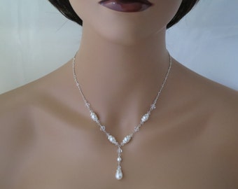 Classic Y wedding necklace, Swarovski crystal and pearl bridal necklace, Simple teardrop pearl necklace