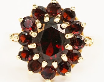 Garnet - January Birthstone Ring 14K Yellow Gold Size 6.75