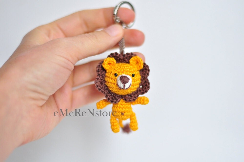 Crochet keychain Lion Amigurumi Keyring Little by EMERENstore