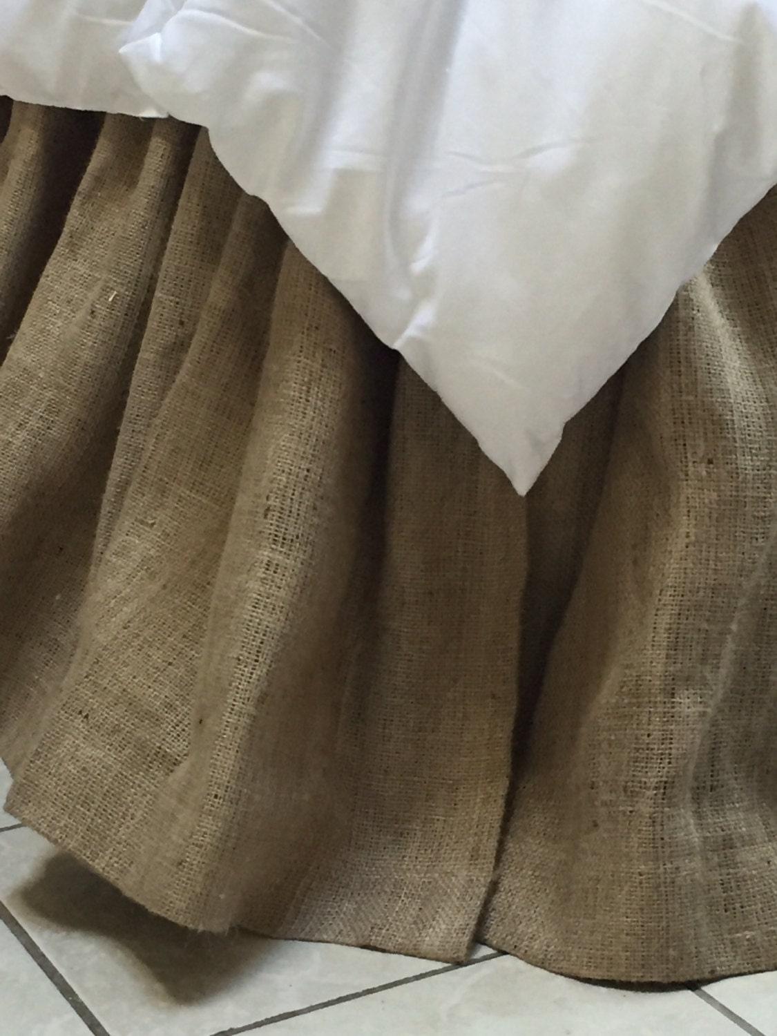 Farmhouse rustic Burlap Bedskirt