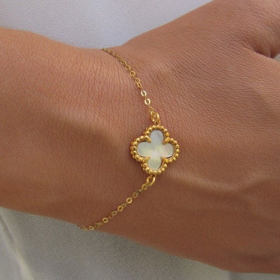 Clover Bracelet 14K Gold Bracelet Lucky Clover by VasiaAccessories