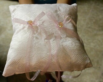 Lace ring pillow / white and pink ring pillow / lace personalized ring pillow
