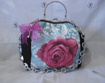 Roses vintage handbag