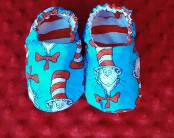 Reversible Dr Seuss baby shoes. Crib shoes. Soft soled shoes
