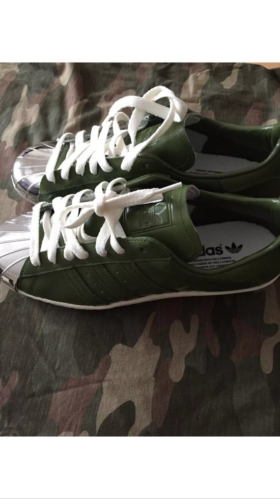 adidas superstar chrome toe