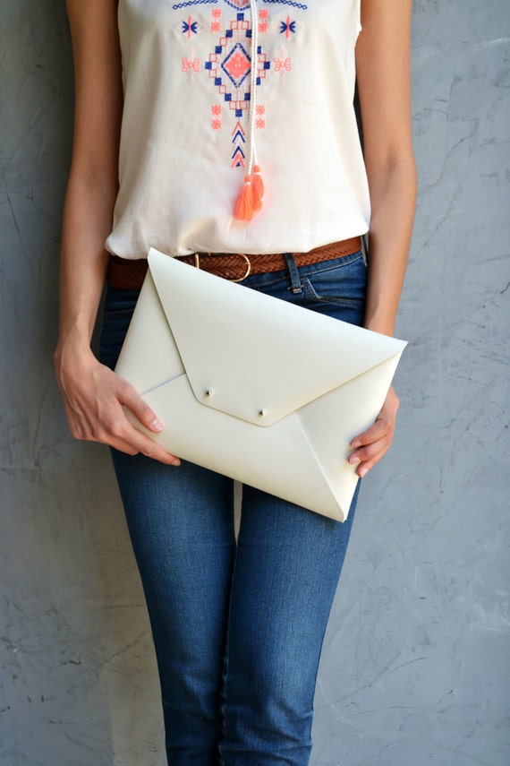 Off white leather clutch bag / Enveope clutch / Ivory leather