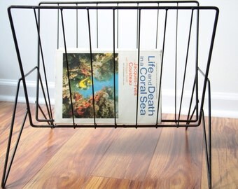 Mid Century Modern hairpin leg large metal wire magazine rack