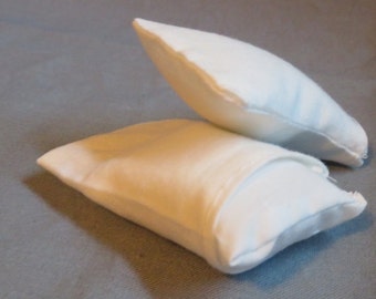 Dollhouse Set of 2 Standard Pillowcases