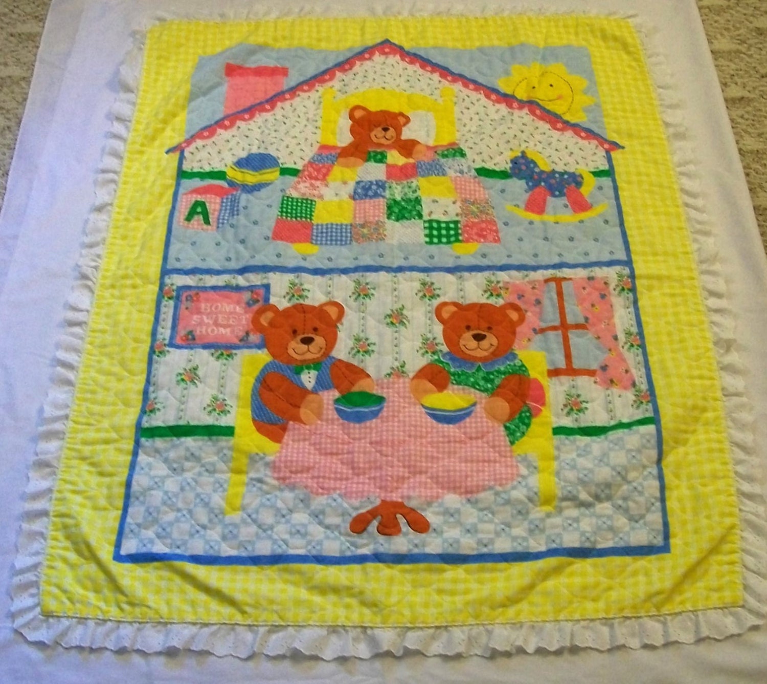 vintage-baby-quilt-baby-blanket-bear-family-handmade-baby