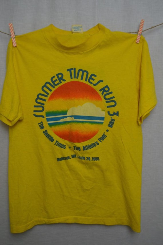 Vintage NIKE 1980 FUN RUN T-shirt 80's Marathon Running