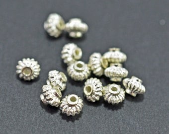 Silver plated saucer beads, 5.5mm - #1968
