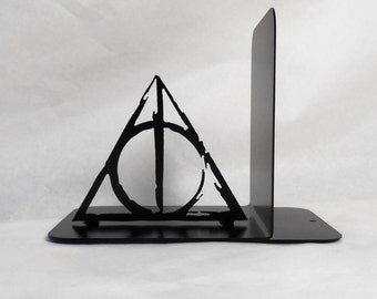 Single Metal Art Bookend, Movies, Books, Organizer, Metal Art, Shelf Decor