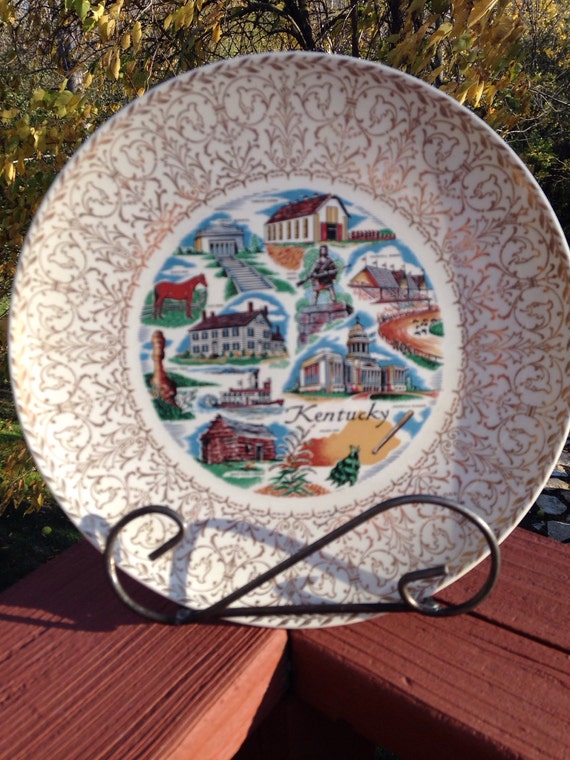Kentucky souvenir plate. Bluegrass state collectible. Kentucky