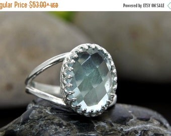 SUMMER SALE - Blue topaz ring,bright blue ring,gemstone ring,oval ring,cocktail ring,silver ring,delicate ring