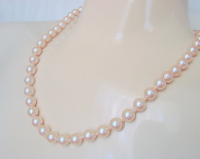 Classic Vintage Monet Simulated Pearl Necklace / Designer Signed / Jewelry / Jewellery
