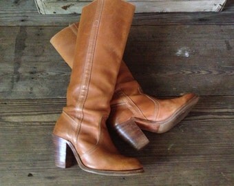 USA Frye Riding Boots Knee High Campus Tan Brown Size 6,5 7 US High Heels