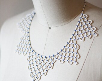 1970s beaded triangle necklace // beaded necklace // vintage jewlery