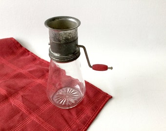 Vintage Nut Chopper, Vintage Nut Grinder, Red Handled, 1940s Kitchen, Red Handle Chopper, Red Handle Grinder, Kitchen Collectible