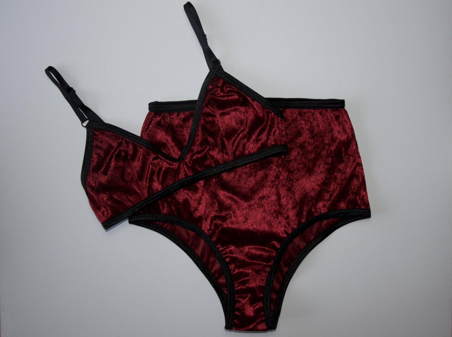 Velvet lingerie set in oxblood