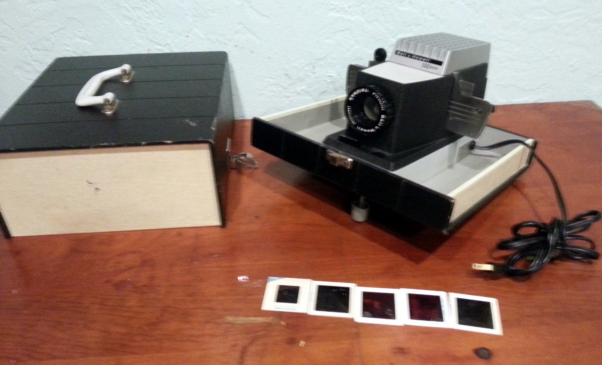 Bell and Howell 35mm Slide Projector