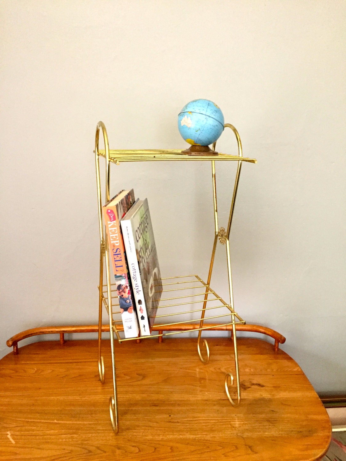 Mid-Century Gold Wire Stand, Telephone Stand, Plant Stand – Haute Juice