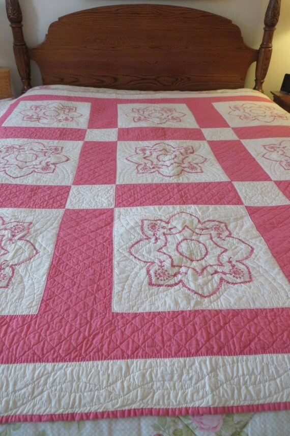 Vintage Quilt in Pink and White // Embroidered Blocks and