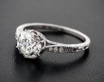 Cushion cut engagement rings estate