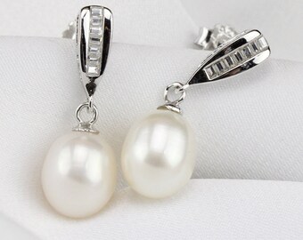 crystal bridal earrings pearl,8mm ivory pearl drop earrings,pearl earings wedding,pearl dangle earrings,teardrop pearl wedding earrings stud