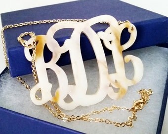 XL 2.5" Horn Acrylic Monogram Necklace